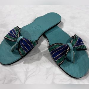 NEW Havaianas flip flops